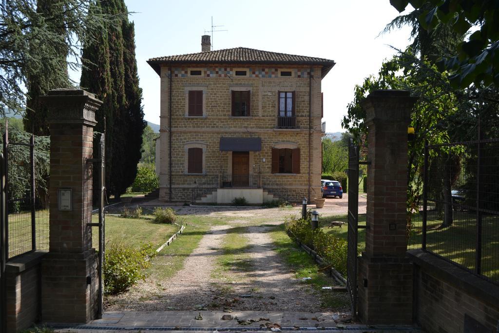 Villa Dante Asís Exterior foto